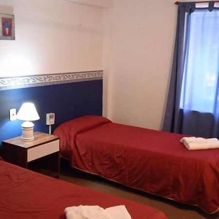 Hotel 3Reyes à Necochea Extérieur photo